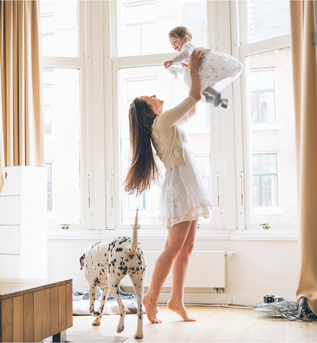 Mom playing with baby | HŌM Wellness